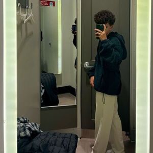 Meet your Posher, Mohamed